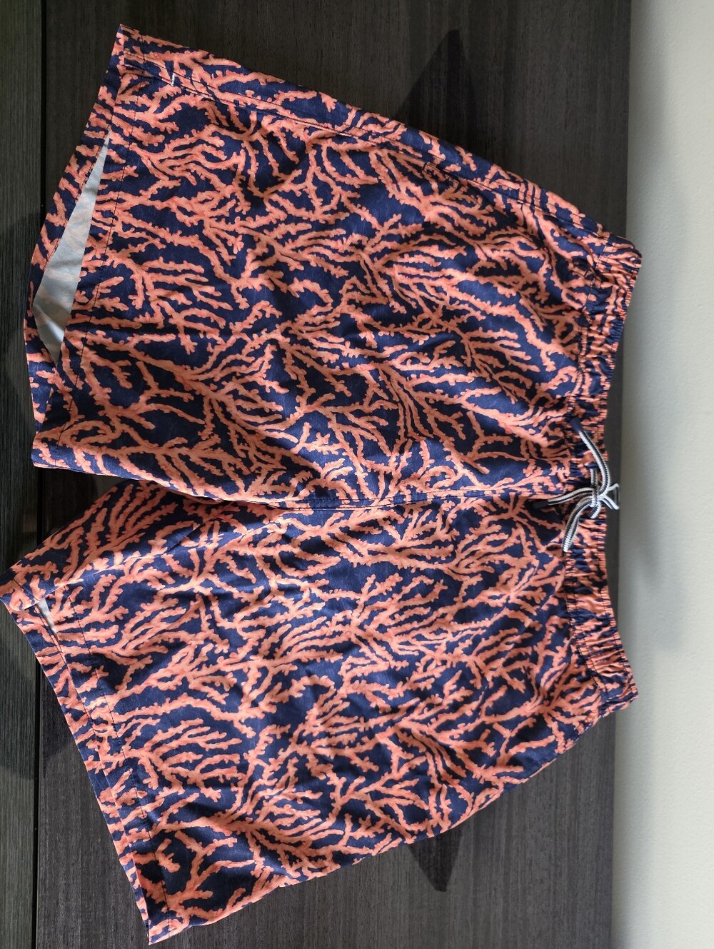 Peter Millar Men’s XL Navy Coral Print Swim Trunks Board Shorts